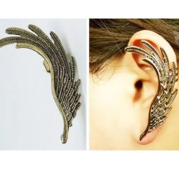 Jewelry - Bronze wing feather ear cuff earring
